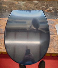 Armitage Shanks S405666 Contour 21 Toilet Seat & Cover Black Bottom Fix BNIB