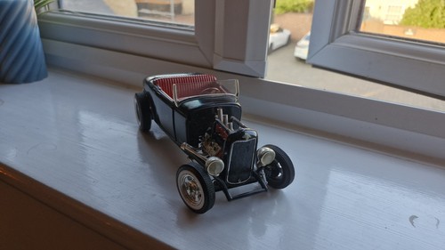 Ertl american muscle black 32 - american,