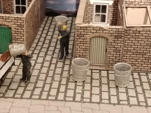 Gauge resin figures - gauge, 1:76