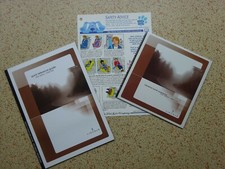 LINCOLN 2004 TOWN CAR - Original Sales Information Item -  from the USA.