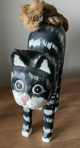 Wooden cat with rope - , tail