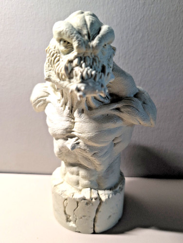 Predator alien looking - predator,