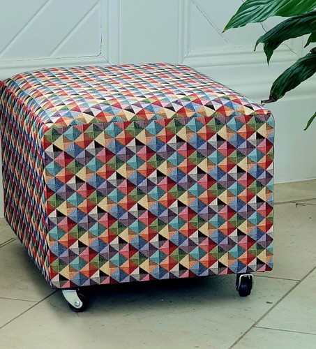 Footstool pouffe ottoman - pouffe,