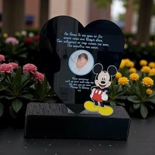 Baby boy/girl  in blue Grave