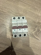 MOELLER 32 AMP CURVE C 10kA