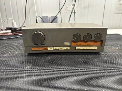 Quad stereo preamplifier - 33,