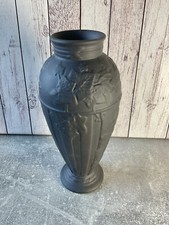 WEDGWOOD ENGLAND BLACK BASALT JASPER JASPERWARE DORIC IVY VINES  DECORATION VASE
