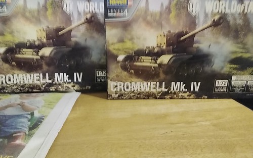 Revell world of - 1.72, tanks