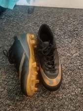 Prostar Long Spike Football Shoes - High-Traction, Lightweight, Breathable Sport