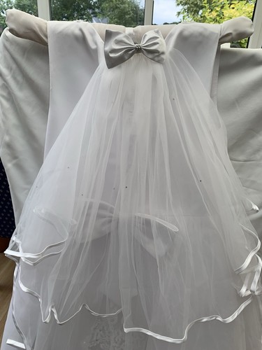 Lovely white veil with - veil, satin