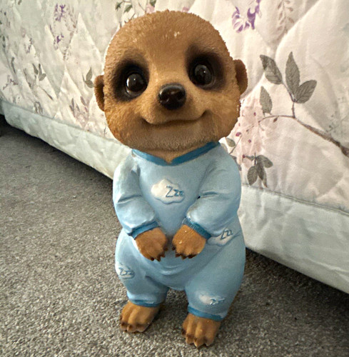 Vivid arts meerkat painted - vivid,