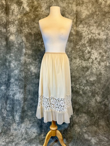 Vintage 1950s yolande half - 1950s,