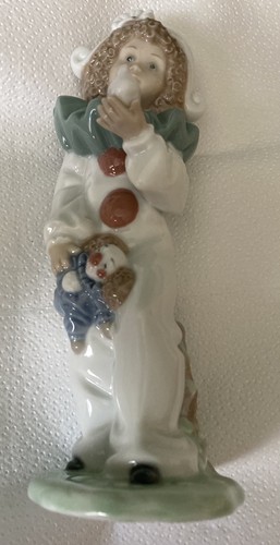 Porcelain figure nao - figure.nao, by