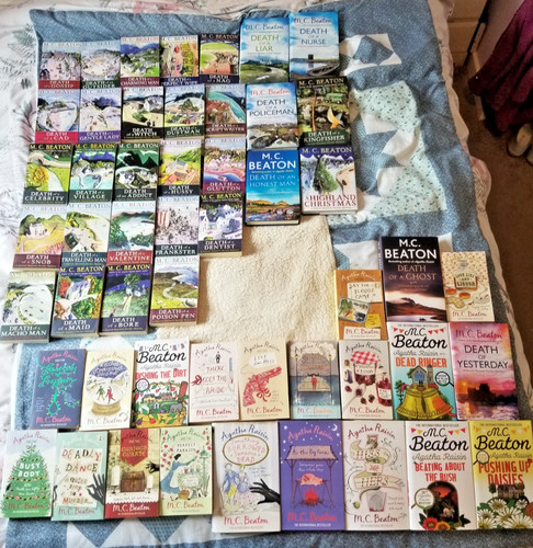 Beaton books bundle - books,