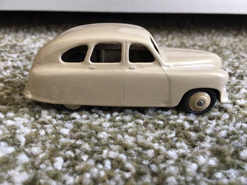 Dinky toys vanguard - dinky,