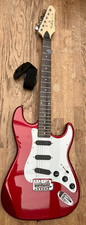 Wesley STC 33  Stratocaster Guitar – Red good condition