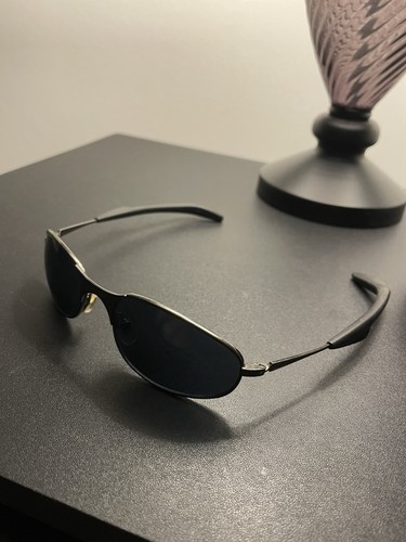 Vintage oakley wire 0 dark - oakley,