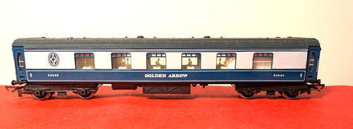 Hornby r230 gauge golden - oo,