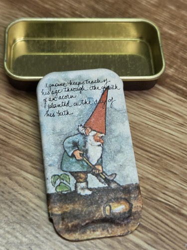 Vintage gnome acorn - vintage, tin