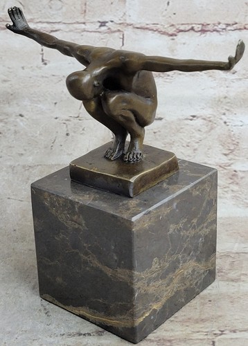 Nude athlete diver man - athlete,