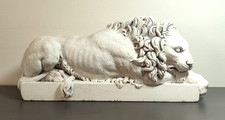 Canova's Crouching Lion St Peters Rome 1810 Reproduction In Stone Artforum 1980
