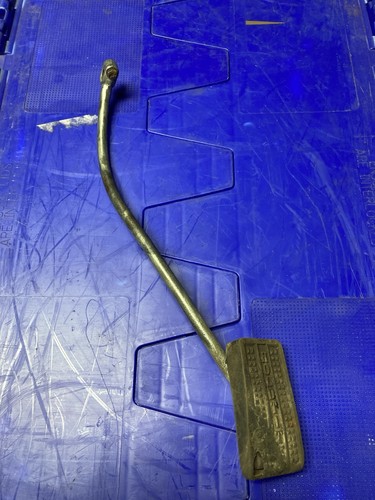 Anglia 105e throttle pedal - anglia,