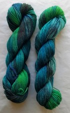 PEAHEN GREEN  2 x 50g 75% Wool