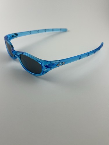 Oakley four small ice - four,