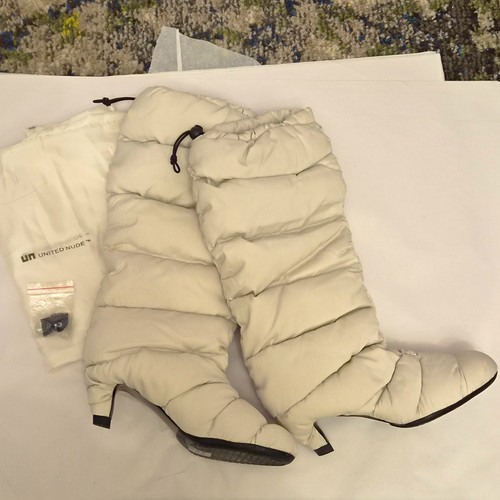 United nude cream - united, knee