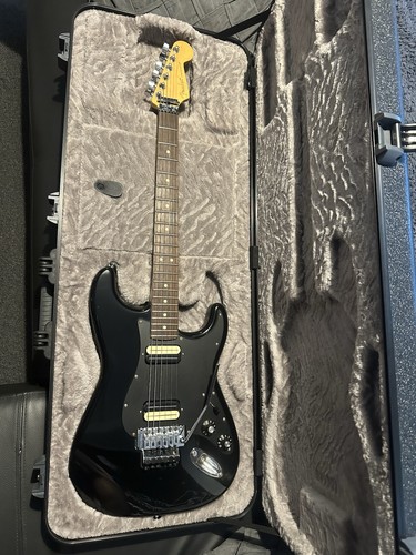 Fender blacktop stratocaster - fender,