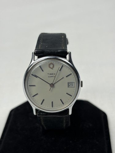 Vintage timex quartz date - q,