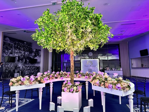 Large artificial green - artificial, tree