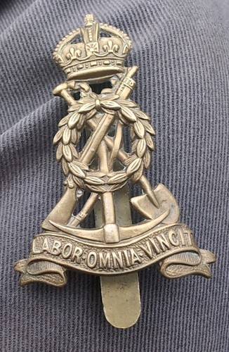 Genuine labour corps - genuine, pioneer
