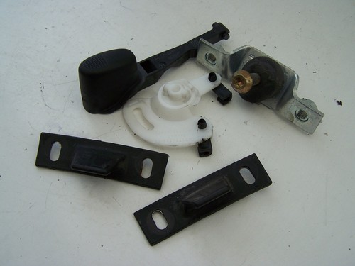 Chrysler voyager right - voyager,