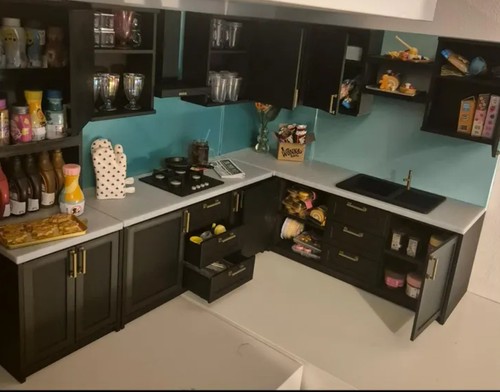 Scale dollhouse kitchen - 1/12,