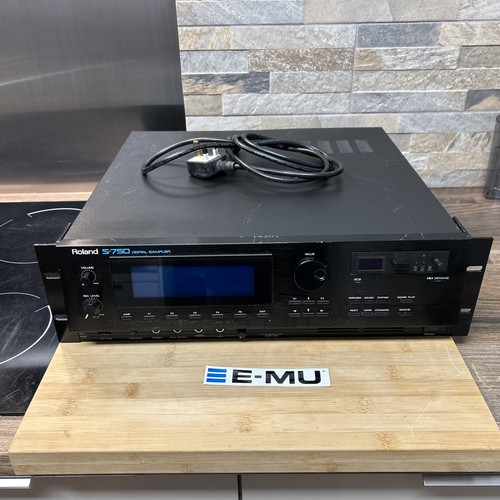 Roland 750 digital sampler - digital,