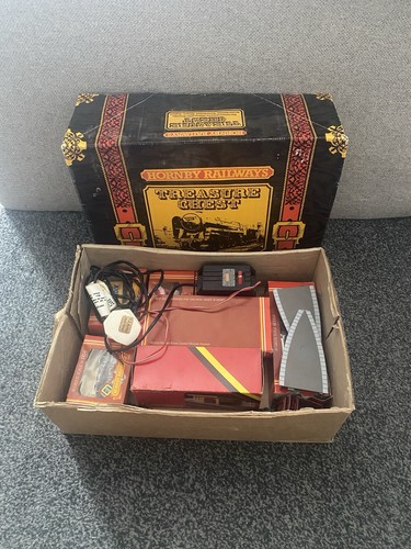 Hornby railways treasure chest - hornby,