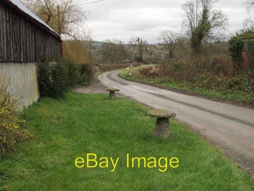 Photo 6x4 staddle stones - photo,