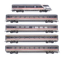 HORNBY 'OO' GAUGE RAKE OF 5