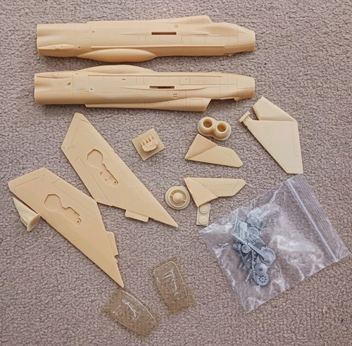 Resin lightning t5 model - lightning,