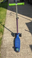 Micro Scooter Maxi - Blue Footplate And Green Grips.
