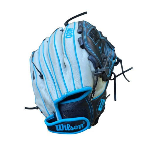Wilson aura a800 softball - aura,