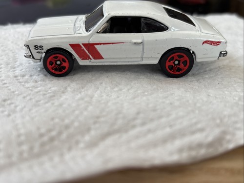 Hot wheels chevy diecast - wheels, ss
