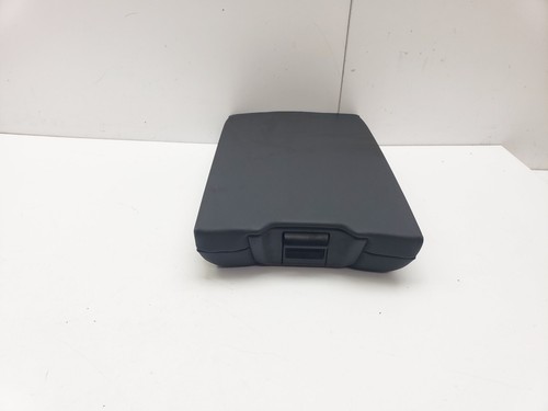 Audi rear centre - fy, black