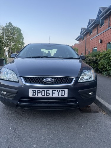 Ford focus ghia in - 1.6,