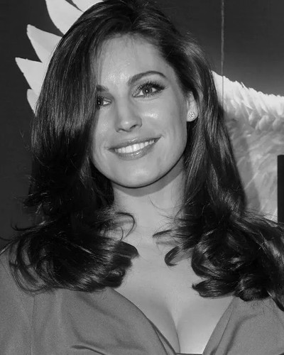 Kelly brook posing low - brook, in