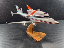 Custom B747 w/ James Bond