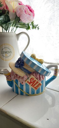 Vintage annie rowe teapot - annie,