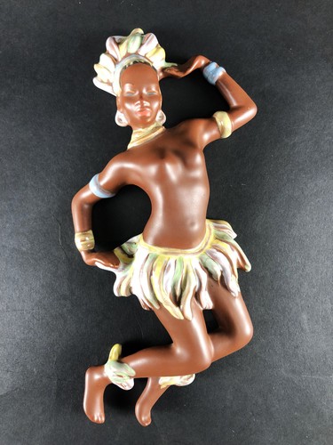 Rare full body figurine wall - rare,
