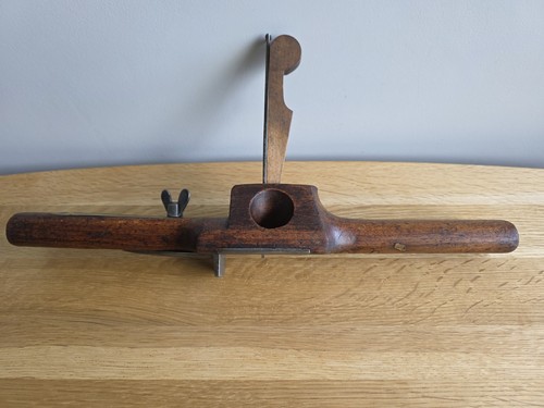 Vintage buck coachmakers - coachmakers, fence